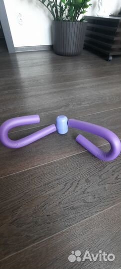 Тренажер для бедер и ягодиц