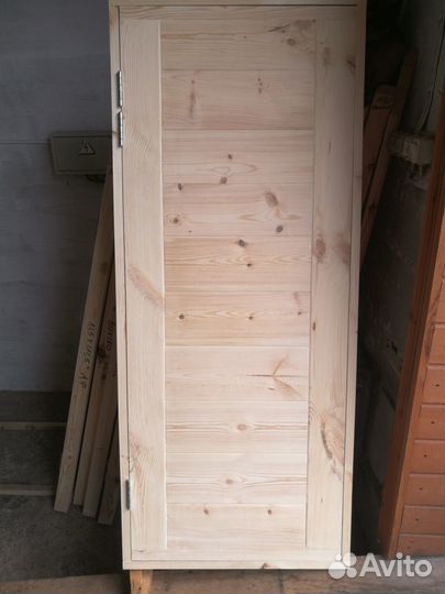 Двери: входные, в баню, межкомнатные и др