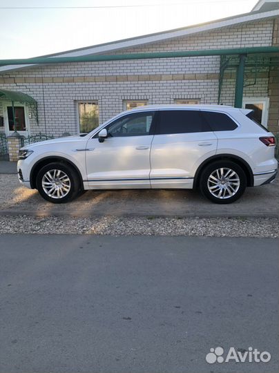 Volkswagen Touareg 3.0 AT, 2019, 140 000 км