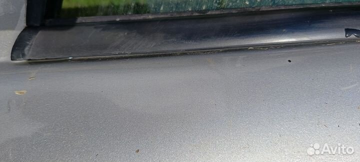 Молдинг стёкла передней левой двери Фиат Альбеа