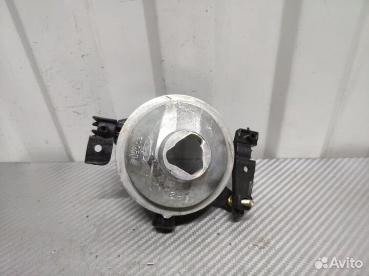 Фара противотуманная передняя правая Ford Focus 2