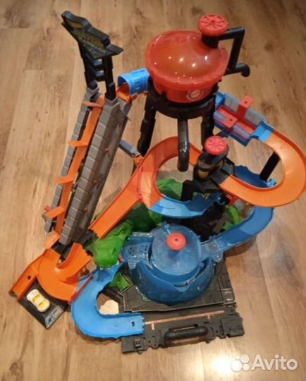 Hot wheels трек невообразимая автомойка