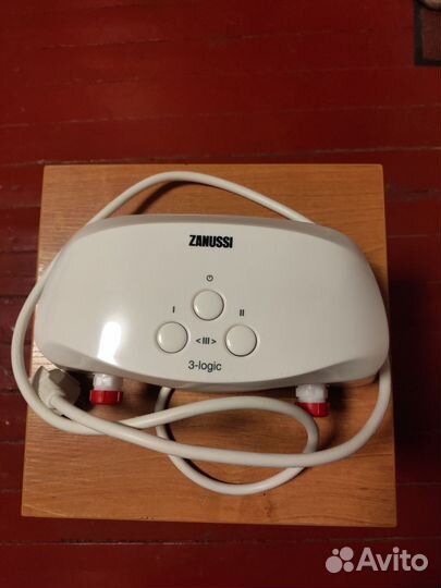 Водонагреватель проточный электрический Zanussi