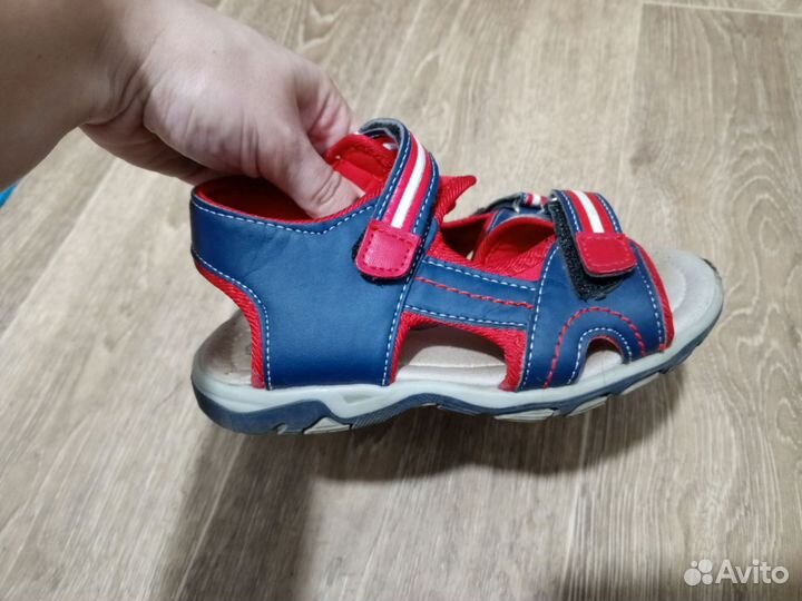 Босоножки детские