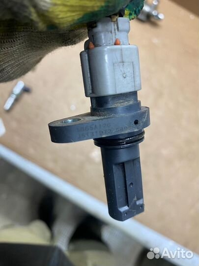 Датчик положения коленвала Pajero Sport 3