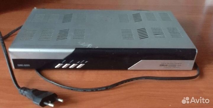 Ресивер триколор DRE-5000