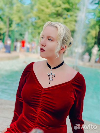 Чокер с крестом