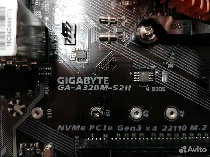 Материнская плата Gigabyte GA-A320M-S2H, AMD A12-9