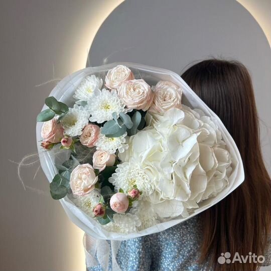 Сборный букет с гортензией