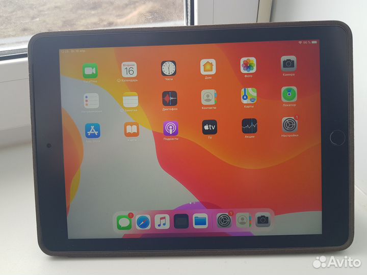 Планшет Apple iPad Air 2