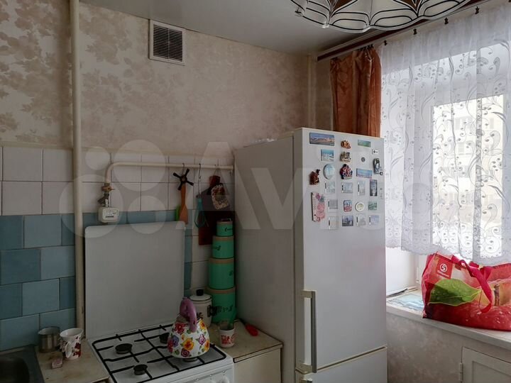 2-к. квартира, 43 м², 3/5 эт.