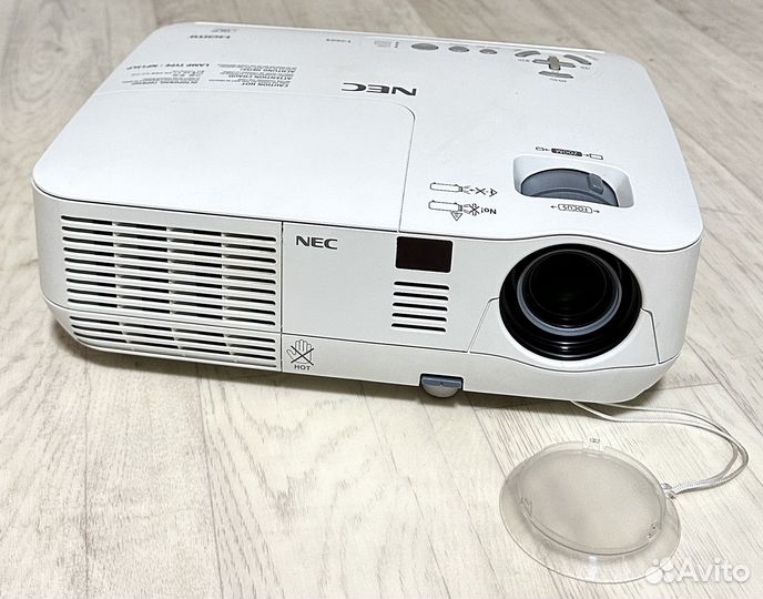 Проектор Nec V260X