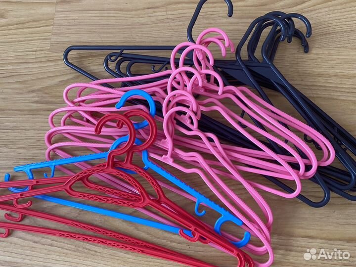 Вешалки плечики