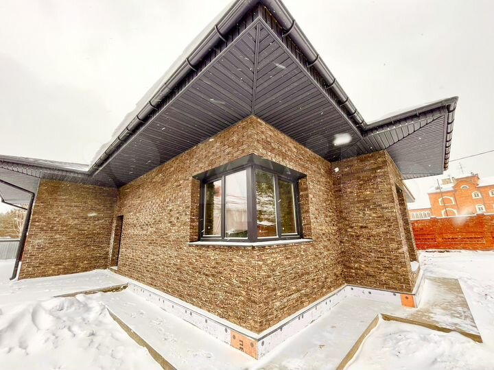 Дом 207 м² на участке 8 сот.