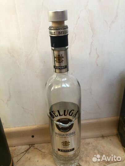 Бутылка из под виски водки коньяка Ной Белуга