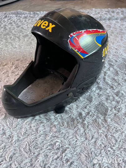 Горнолыжный шлем 57см(M)с защитой подбородка