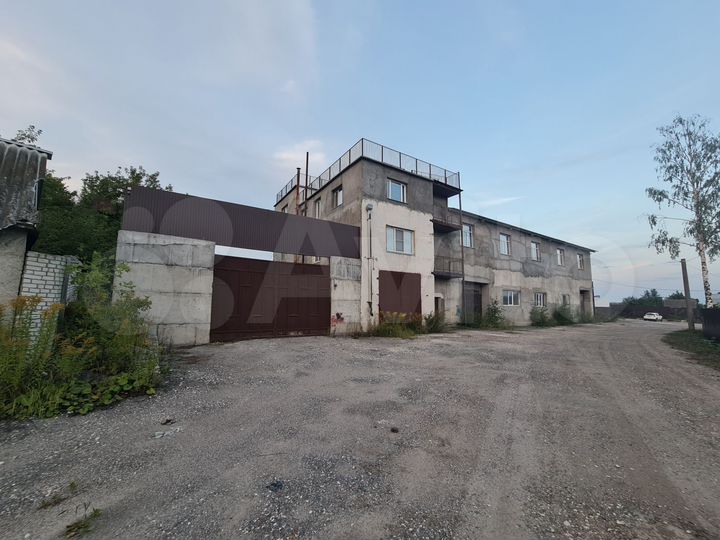 Нежилое помещение свободного назначения 1200 м²