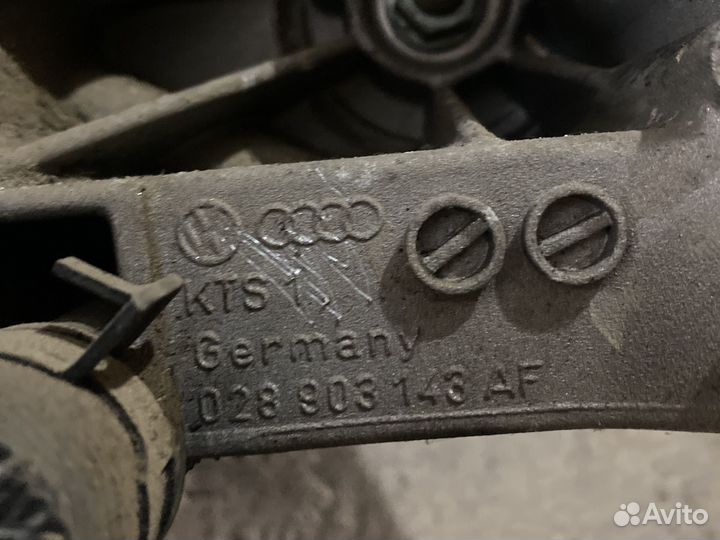 Кранштейн 028903143AF 1.9tdi Passat Audi