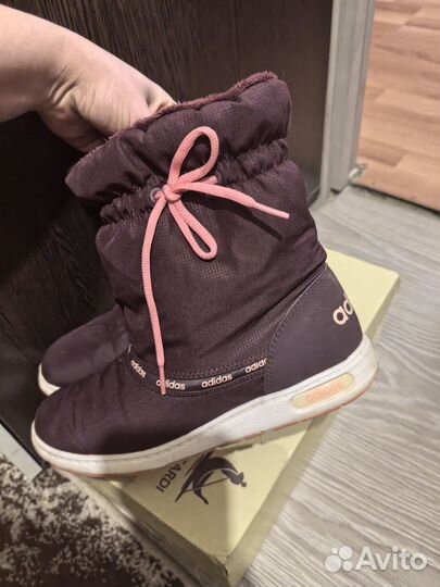 Дутики женские adidas