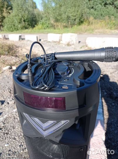 Большая мощная блютуз колонка