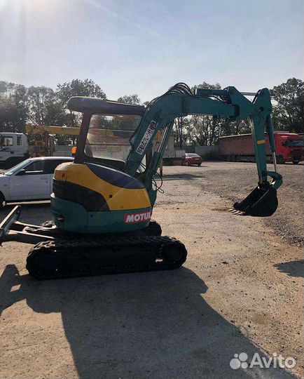 Мини-эксковатор