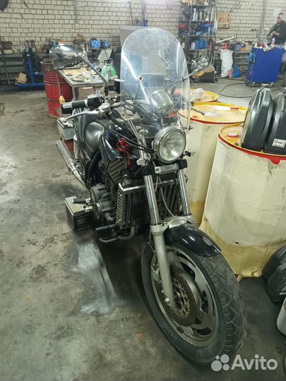 Yamaha V-MAX 1200