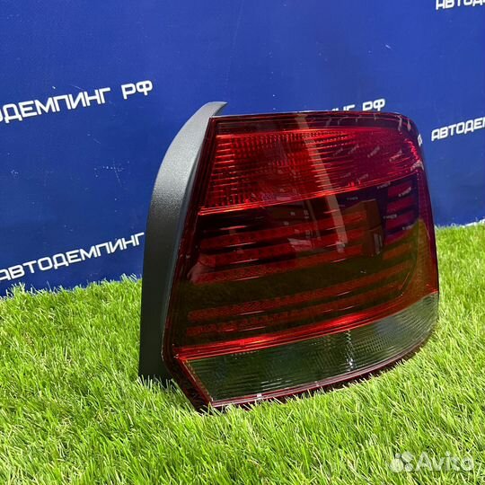 Фара задняя правая Volkswagen Polo 5 рестайлинг