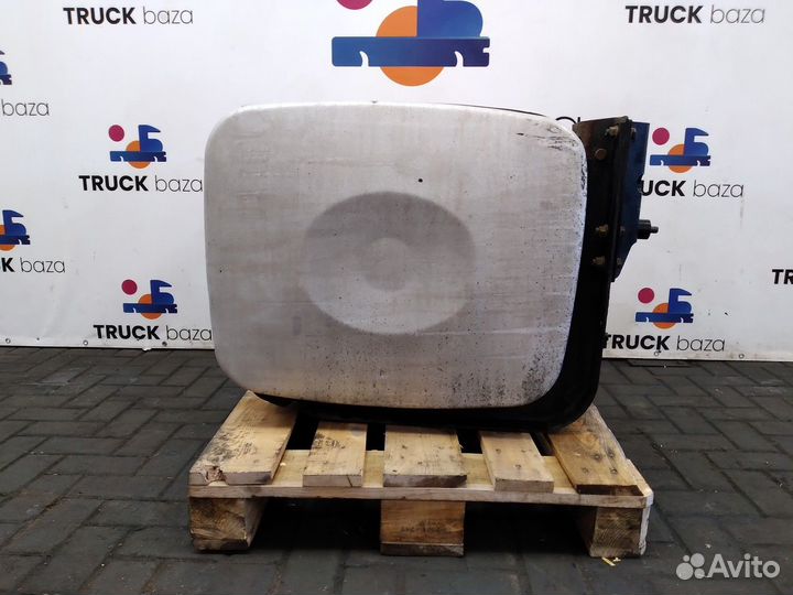 81122015708 Бак топливный 330 л