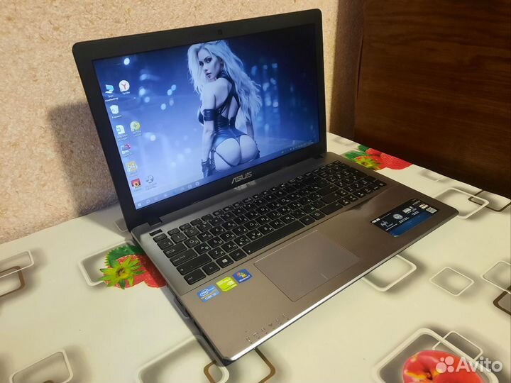 Мошный ноутбук asus 2 видеокарты, 12 опер