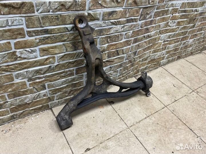 Рычаг подвески нижний передний левый Jeep Grand