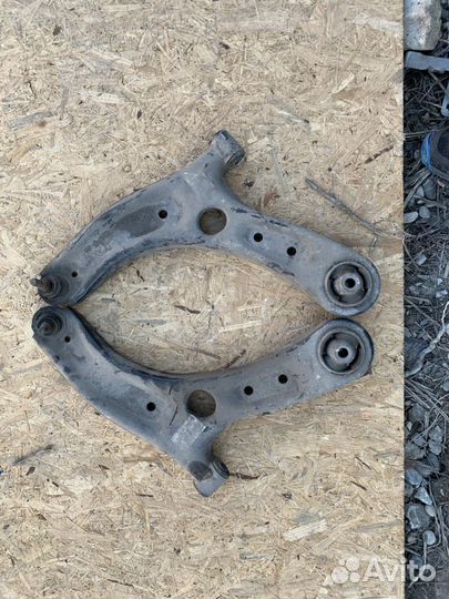 Рычаг передний левый для Hyundai Solaris