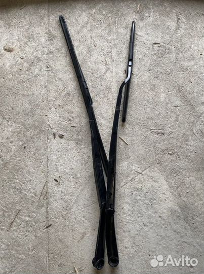 Дворник передний левый Kia K5 G4NA 2.0 150лс 2021