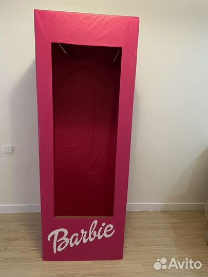 Коробка Барби для фотозоны