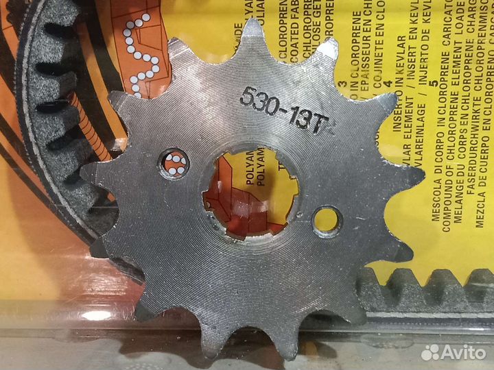 Ведущая звезда кроссовый мотоцикл