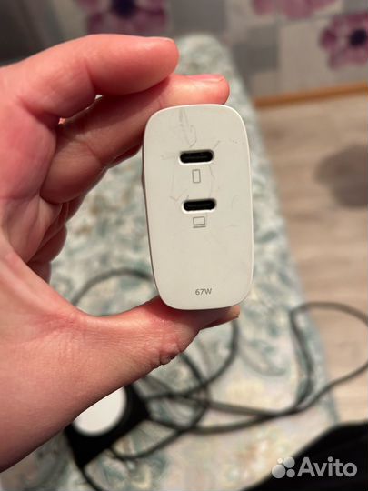 Зарядное устройство для телефона iPhone