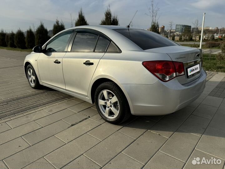 Chevrolet Cruze 1.6 МТ, 2010, 154 300 км