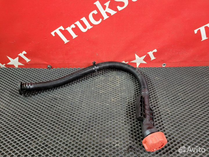 Маслозаливная горловина Volvo FH