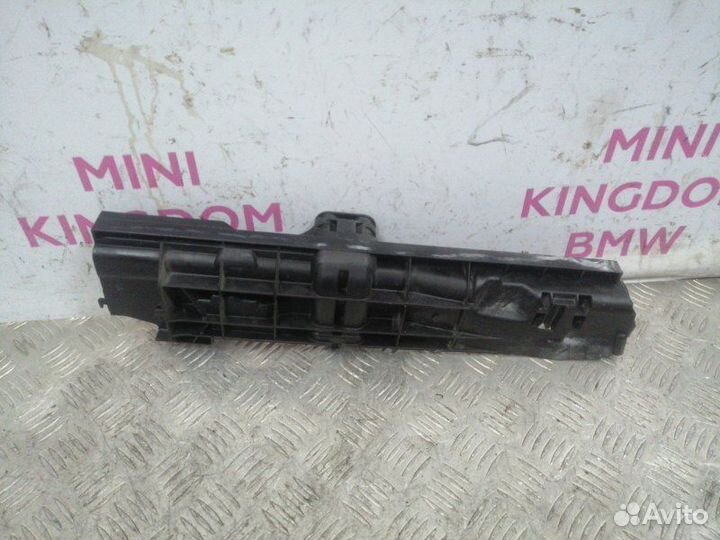 Кронштейн радиатора левый Bmw X1 E84 N20B20