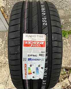 Kumho Ecsta PS71 245/40 R19 и 275/35 R19 100Y