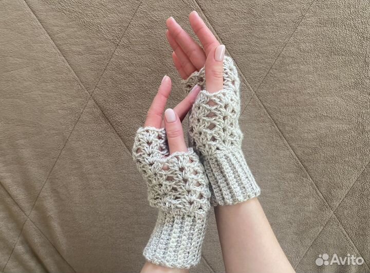 Митенки бежевые ажурные