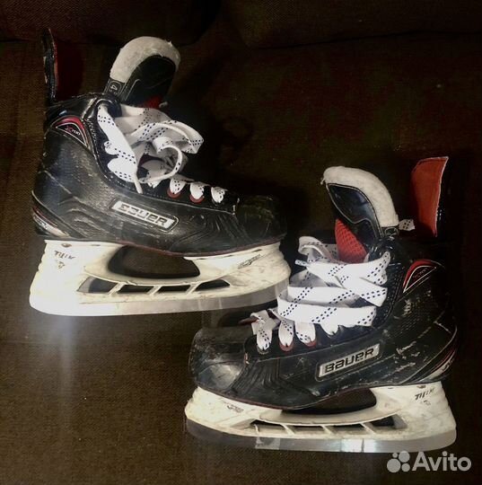 Коньки хоккейные Bauer Vapor X700