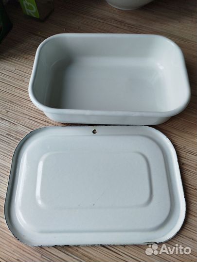 Эмалированный судок для холодца