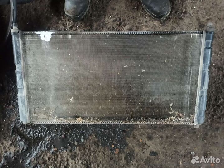 Радиатор охлаждения двигателя Chevrolet Niva 2123