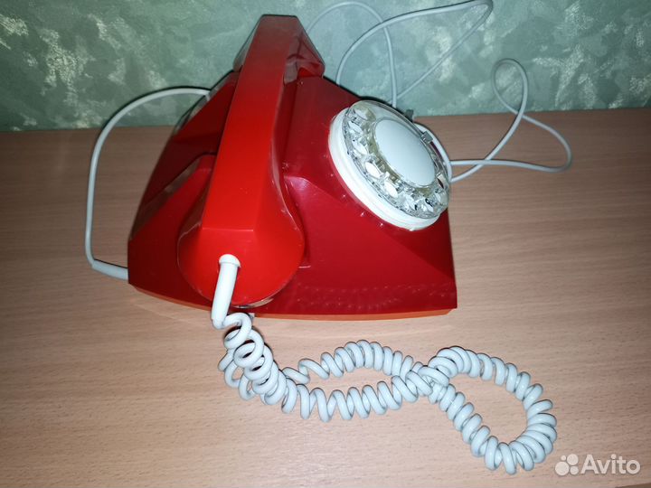 Ретро телефон СССР дисковый