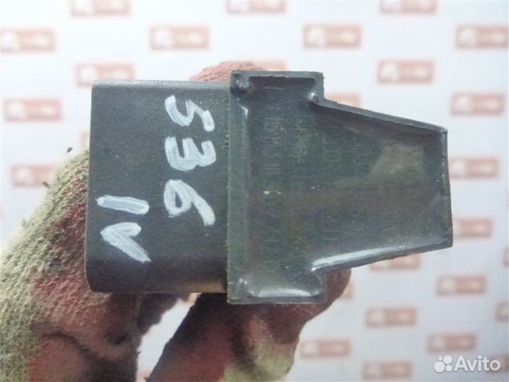 Катушка зажигания Volkswagen Golf 5K1 cgga 2012