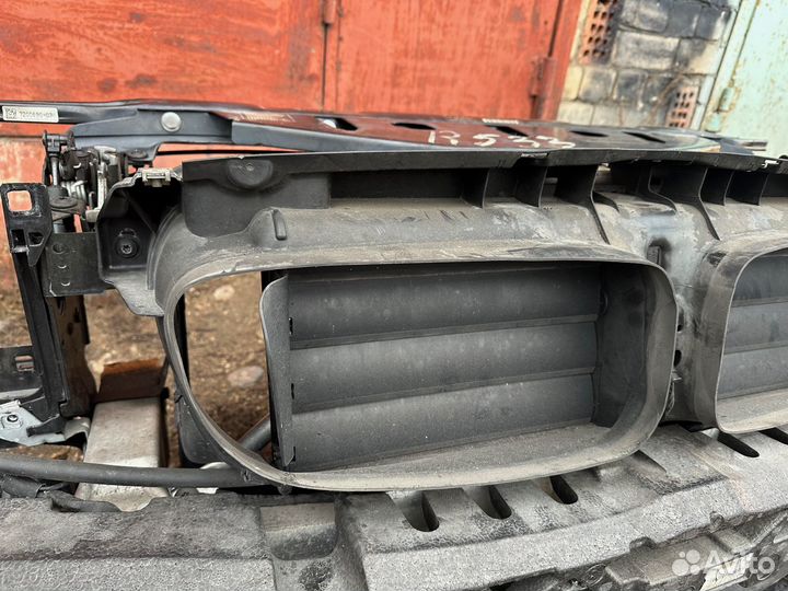 Продам телевизор в сборе для бмв F10