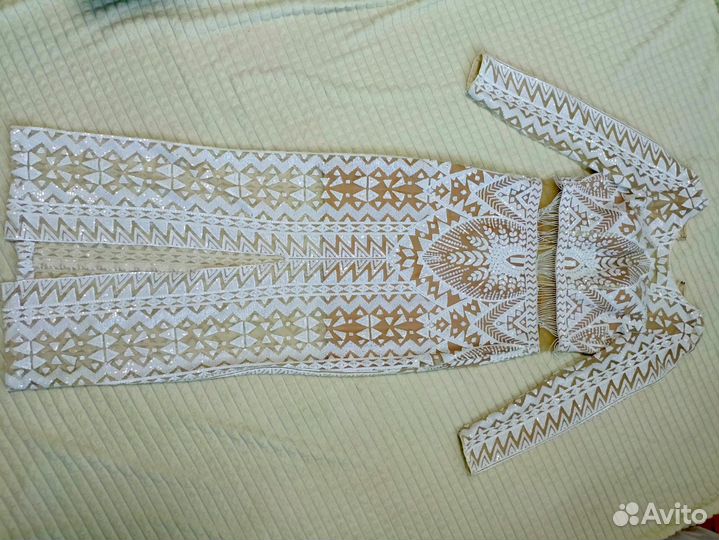 Вечернее платье