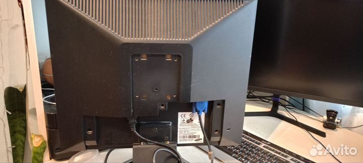 Монитор samsung syncmaster 940n