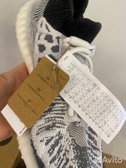 Кроссовки Adidas Yeezy boost 350 v2