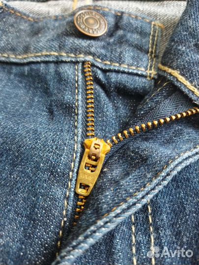 Джинсы Levi's 527 Slim Bootcut